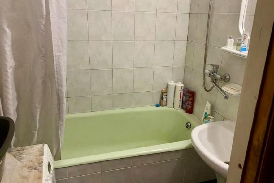 продажа трехкомнатной квартиры номер A-173610 в Киевском районе, фото номер 4
